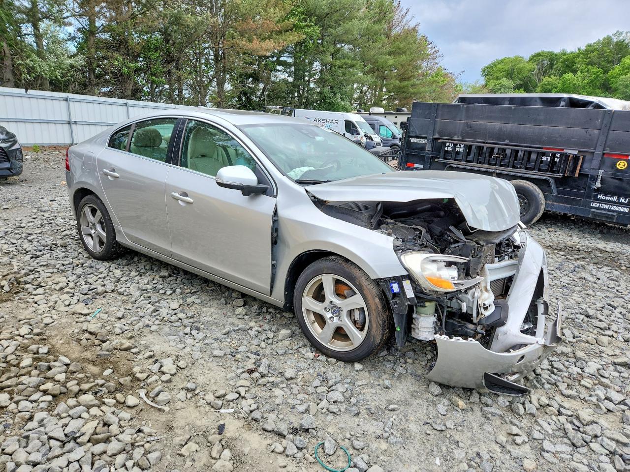 Volvo S60 T5