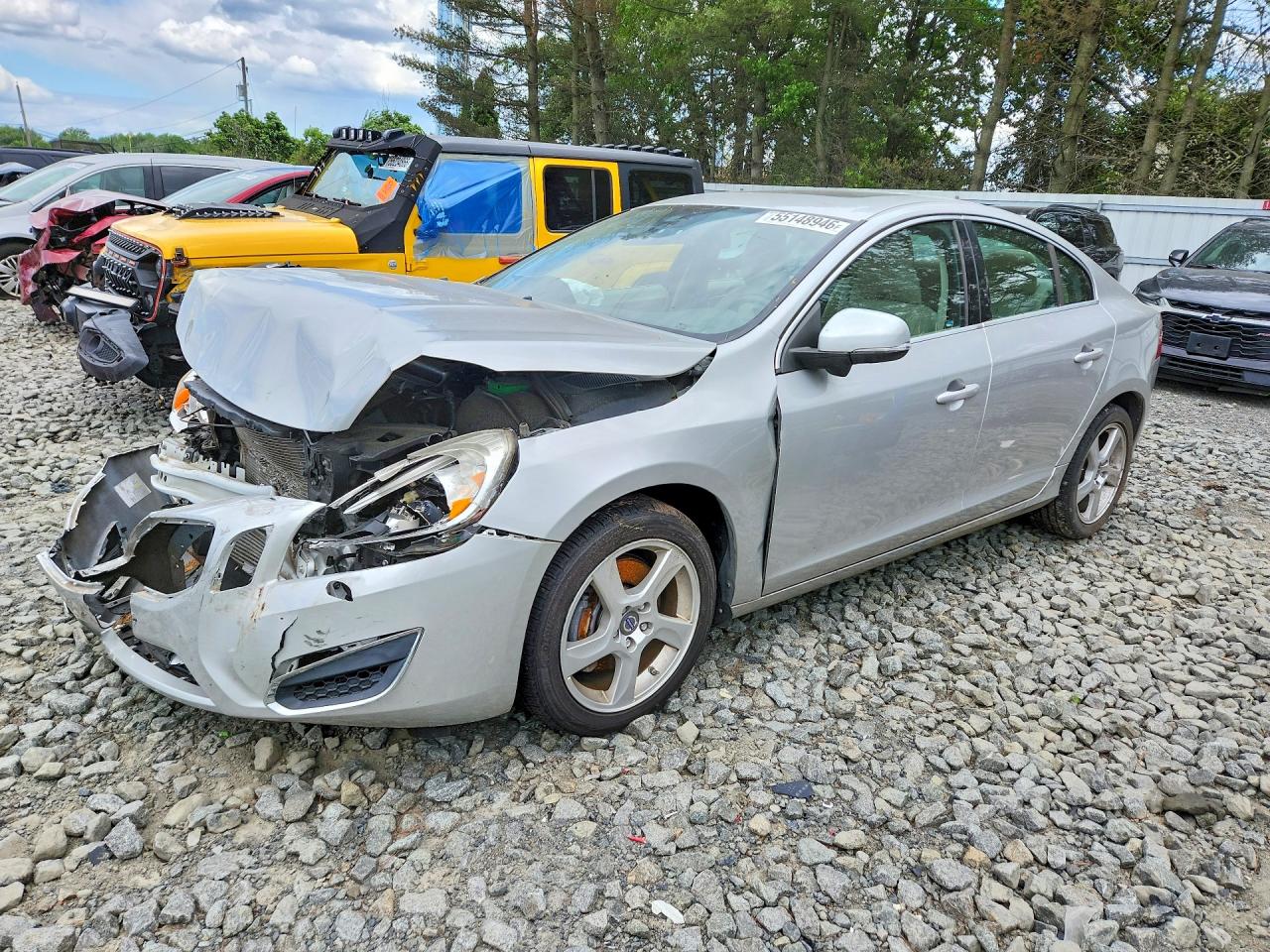 Salvage Volvo S60 Image