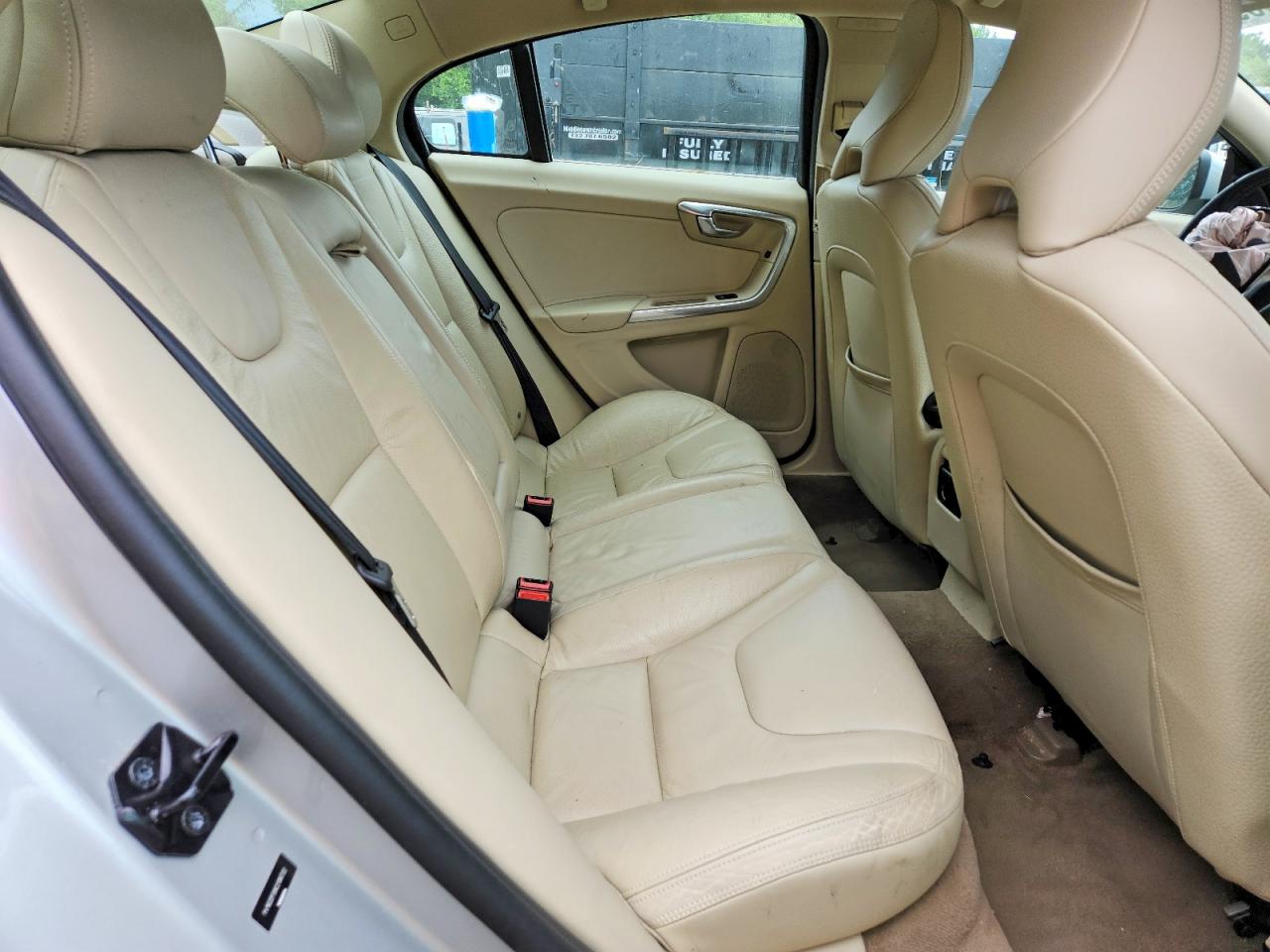 Volvo S60 T5