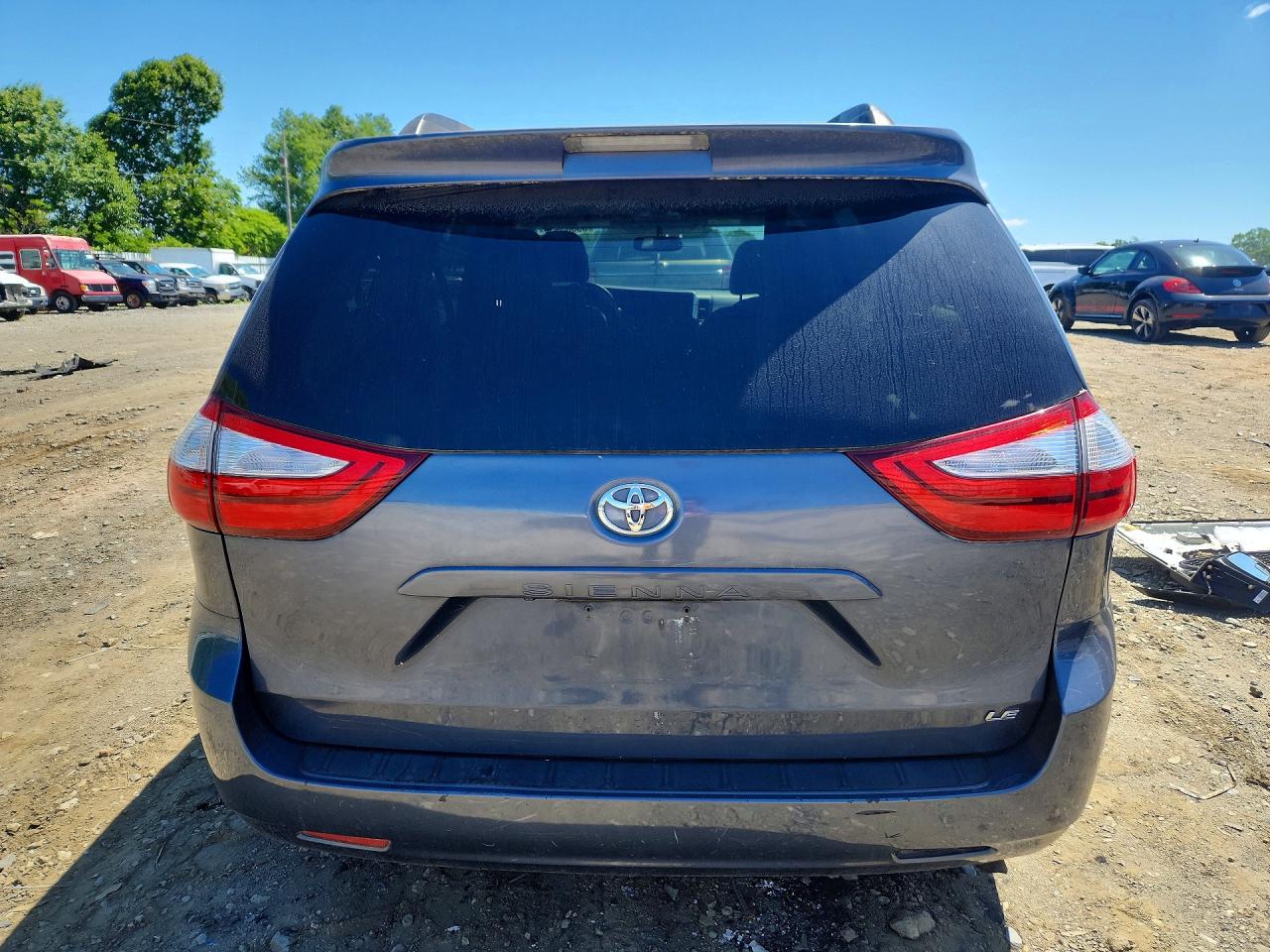 Toyota Sienna Le
