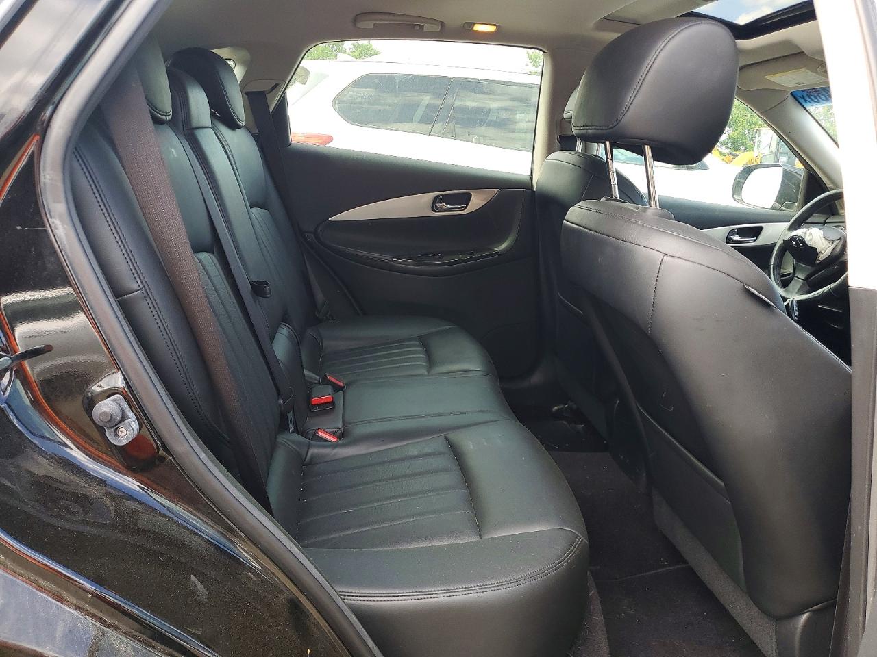 INFINITI Qx Base