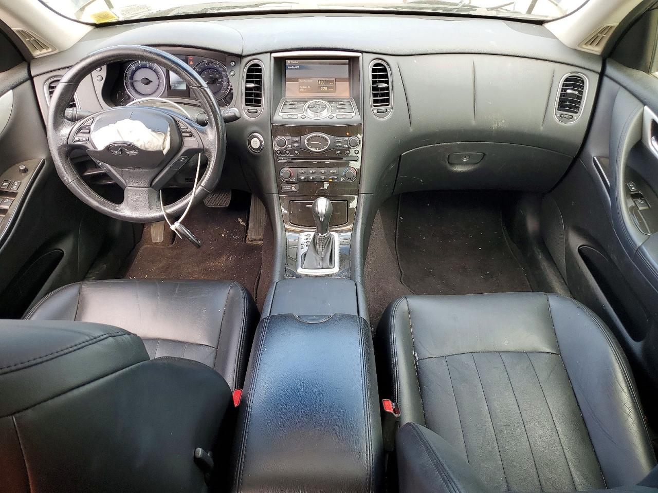 INFINITI Qx Base