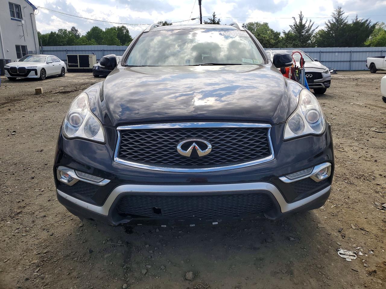 INFINITI Qx Base