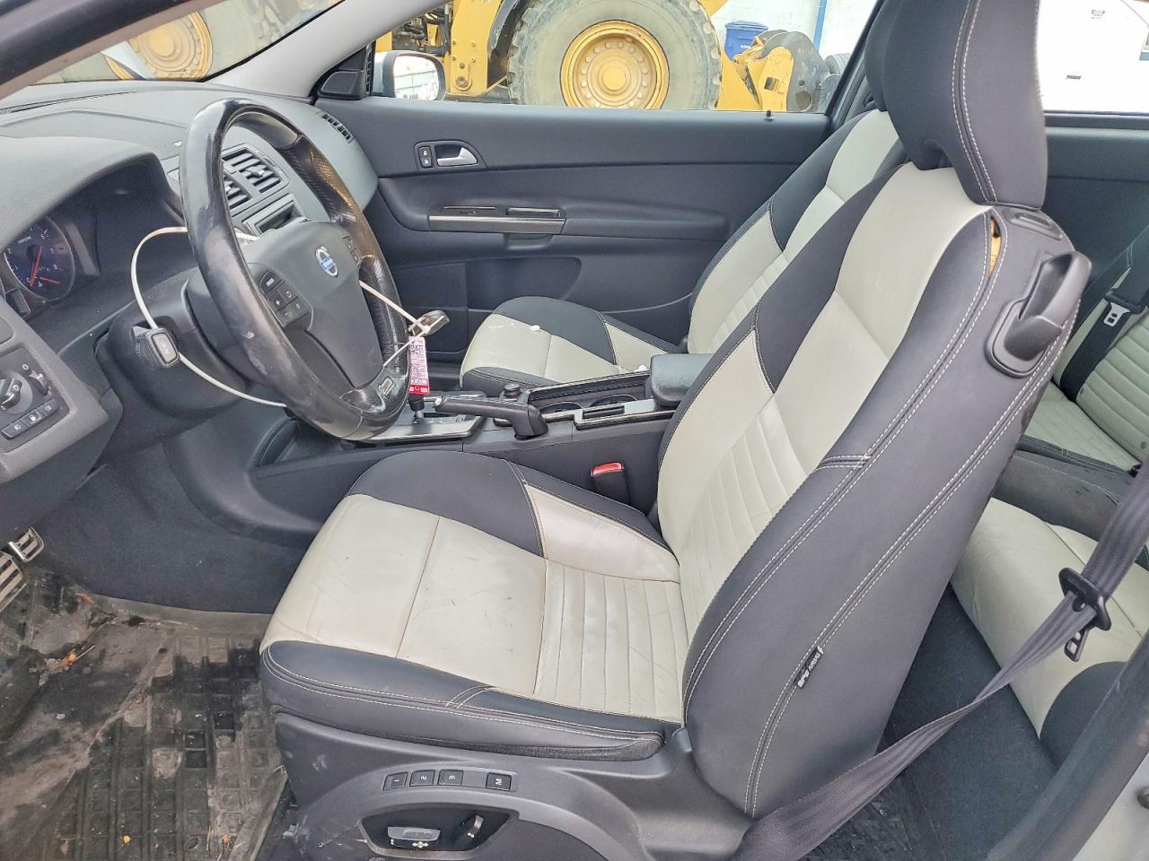 Volvo C30 T5