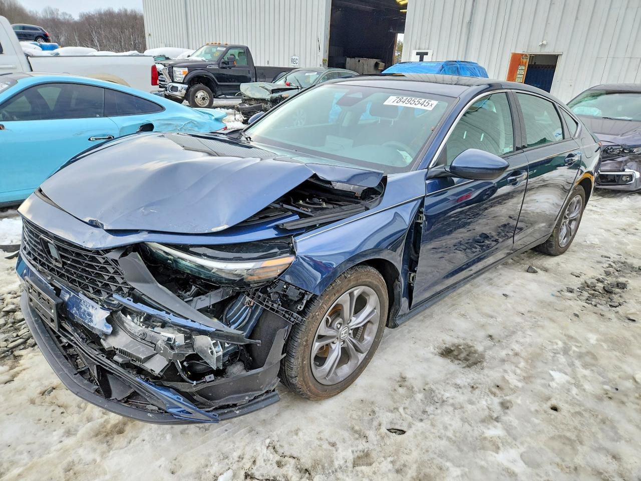 Salvage Honda Accord Image
