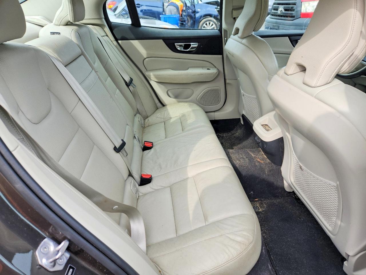 Volvo S60 T5 Momentum