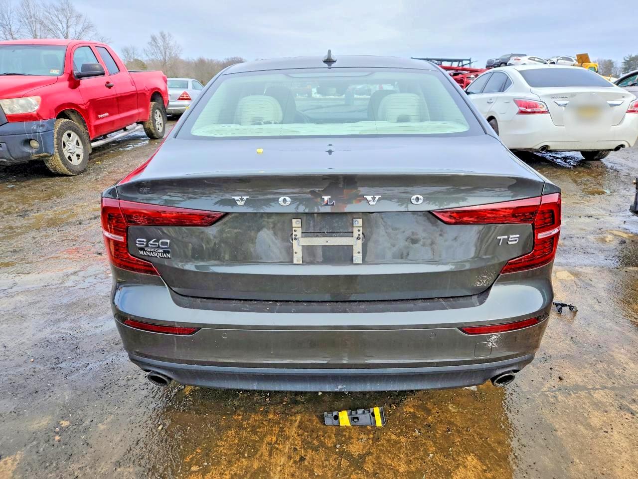 Volvo S60 T5 Momentum