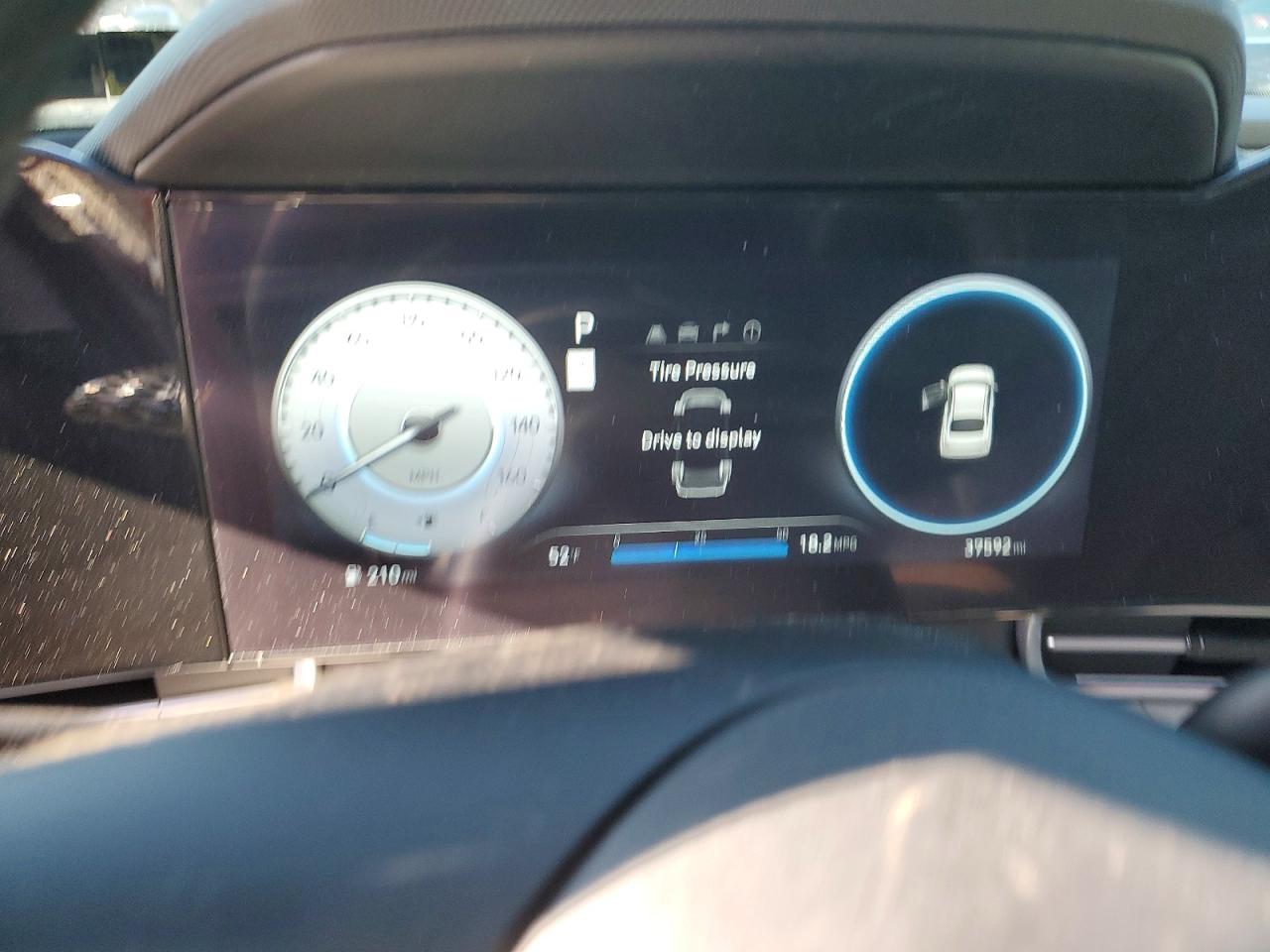 Hyundai ELANTRA Limited