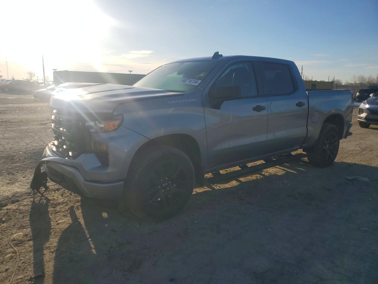 Salvage Chevrolet Silverado Image