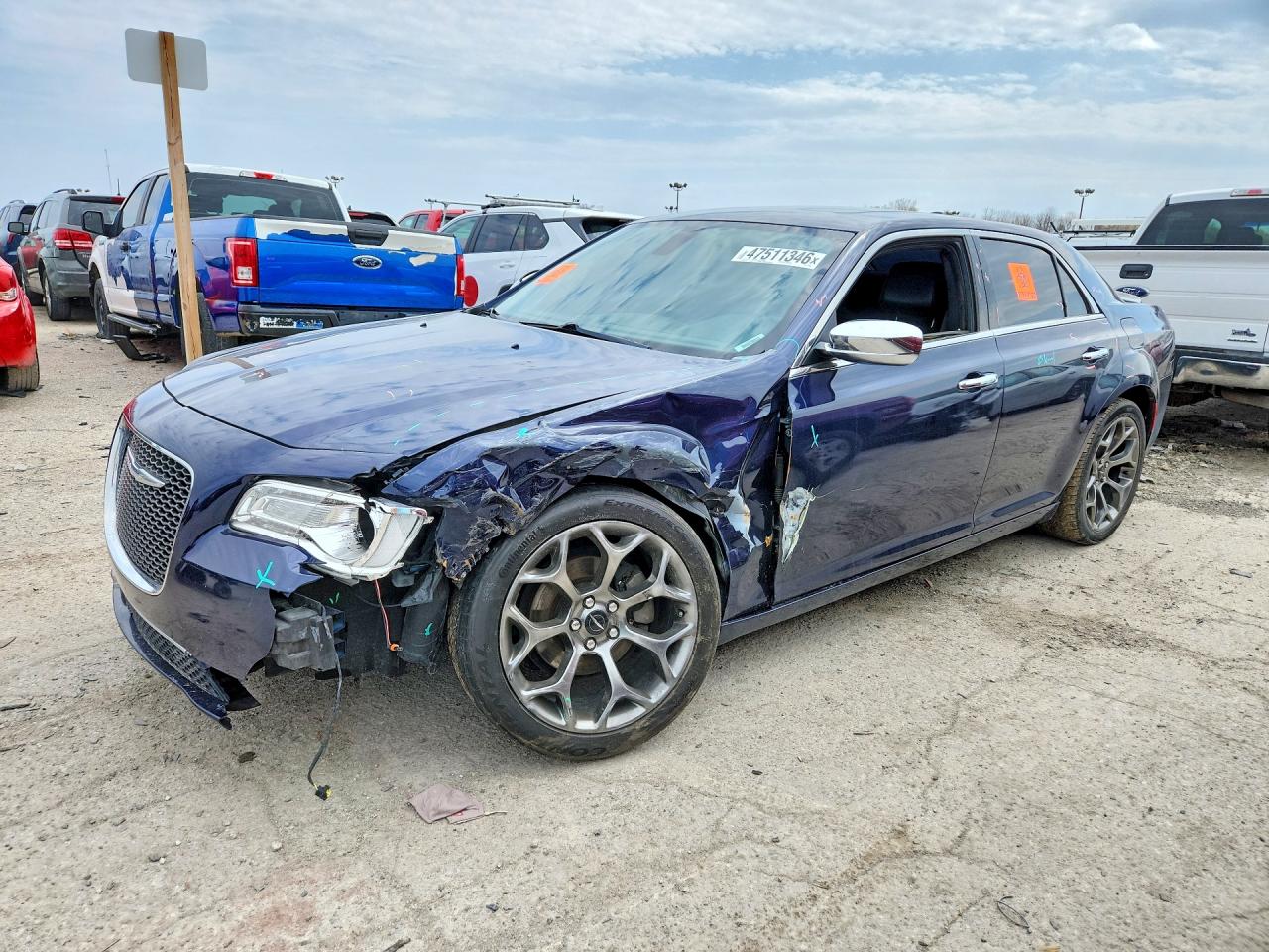 Salvage Chrysler 300 Image