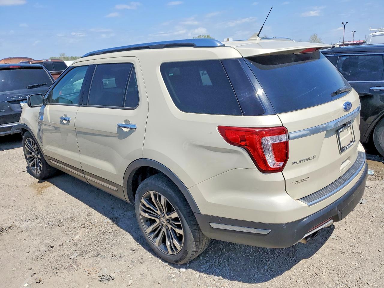 Ford Explorer Platinum
