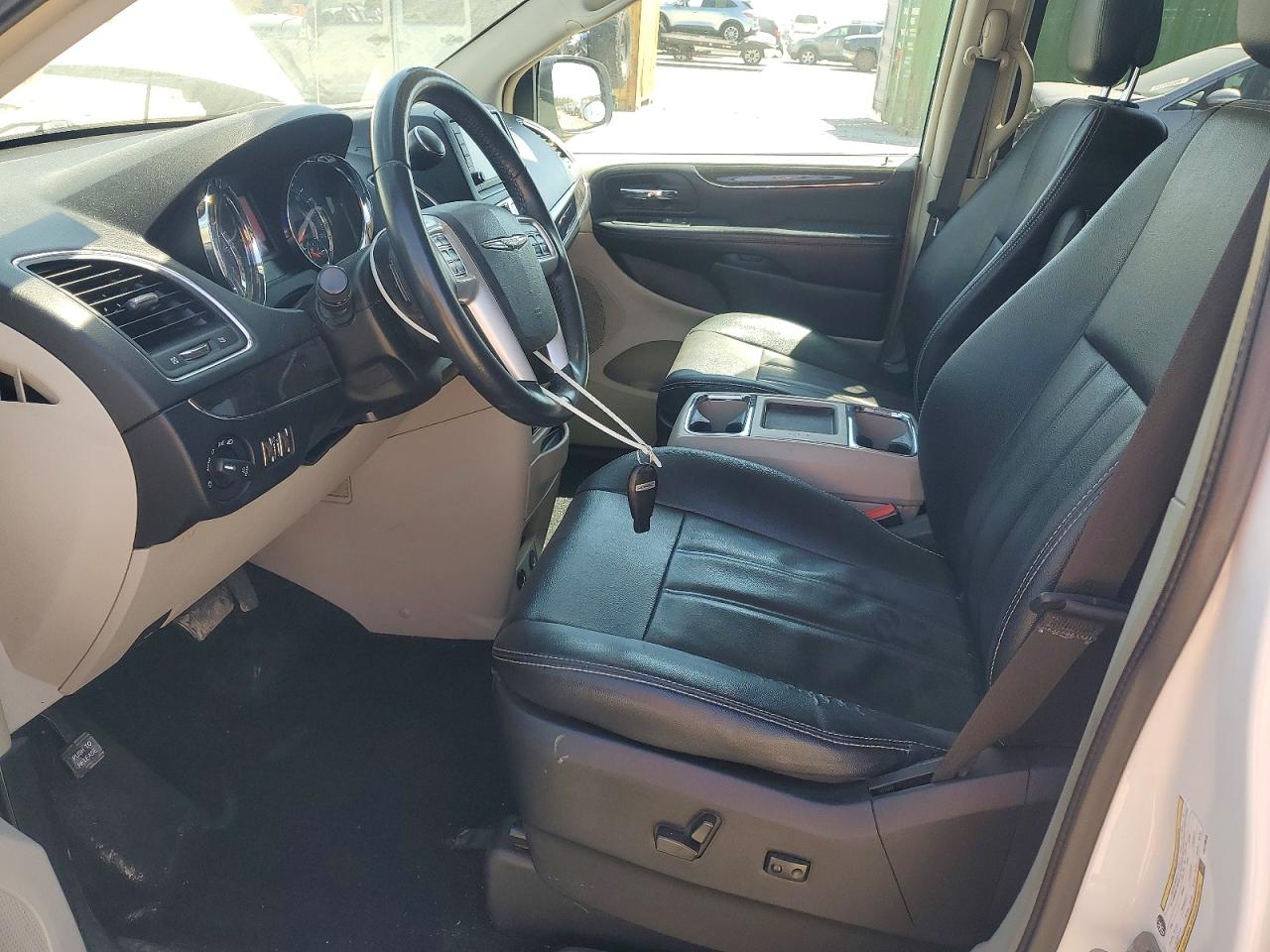 Chrysler Minivan Touring