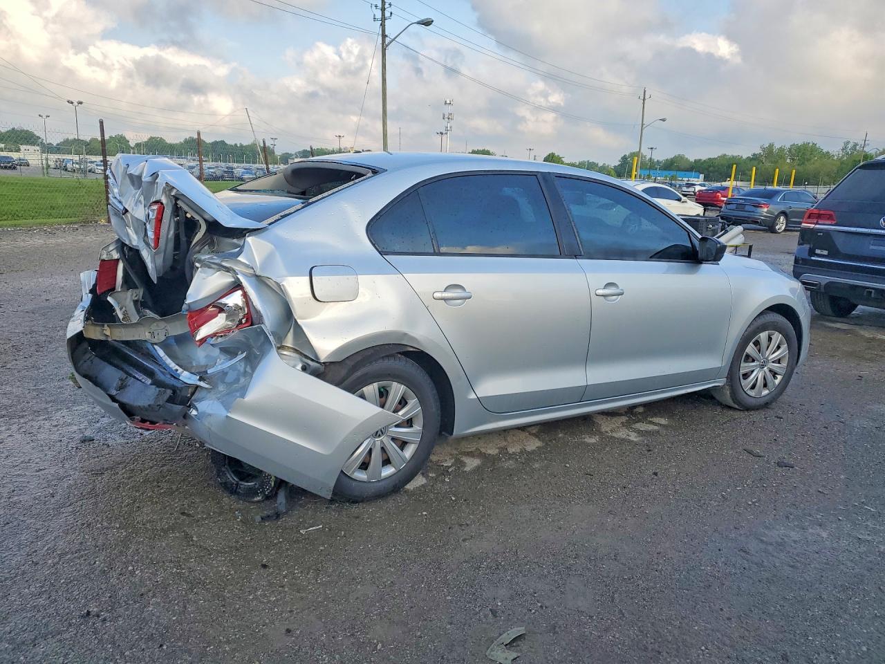 Volkswagen Jetta Base