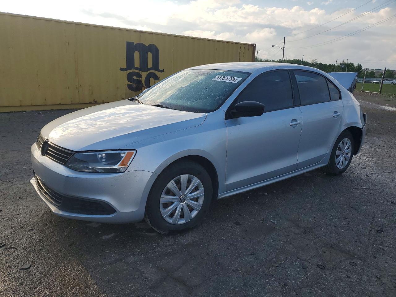 Salvage Volkswagen Jetta Image