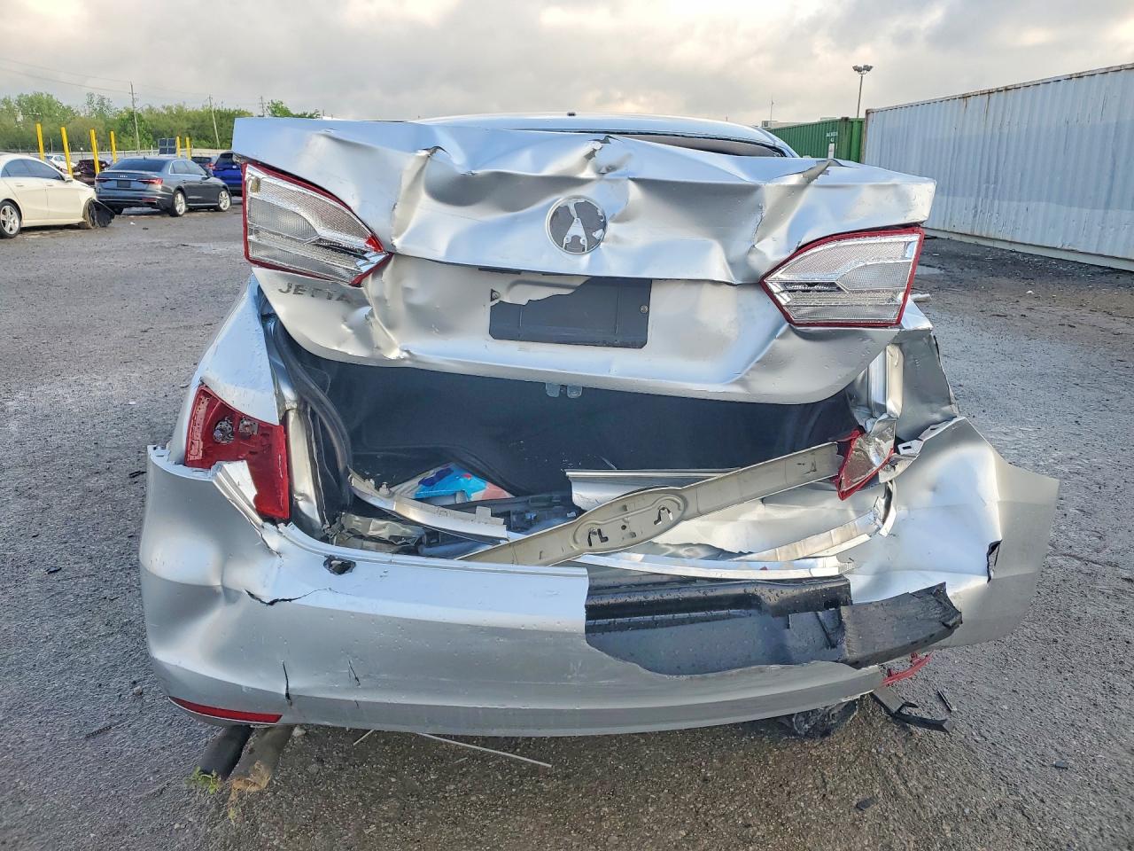 Volkswagen Jetta Base