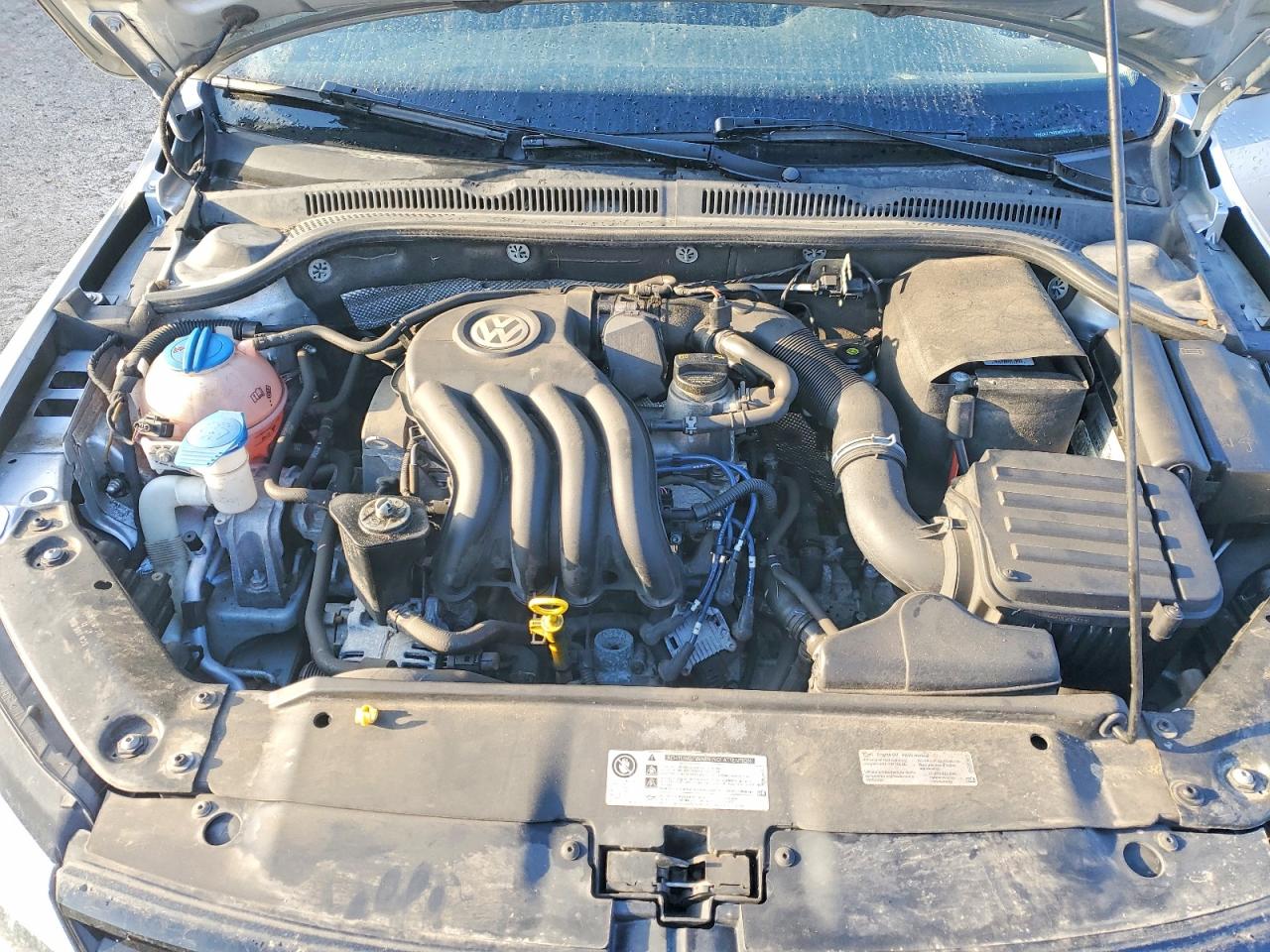 Volkswagen Jetta Base