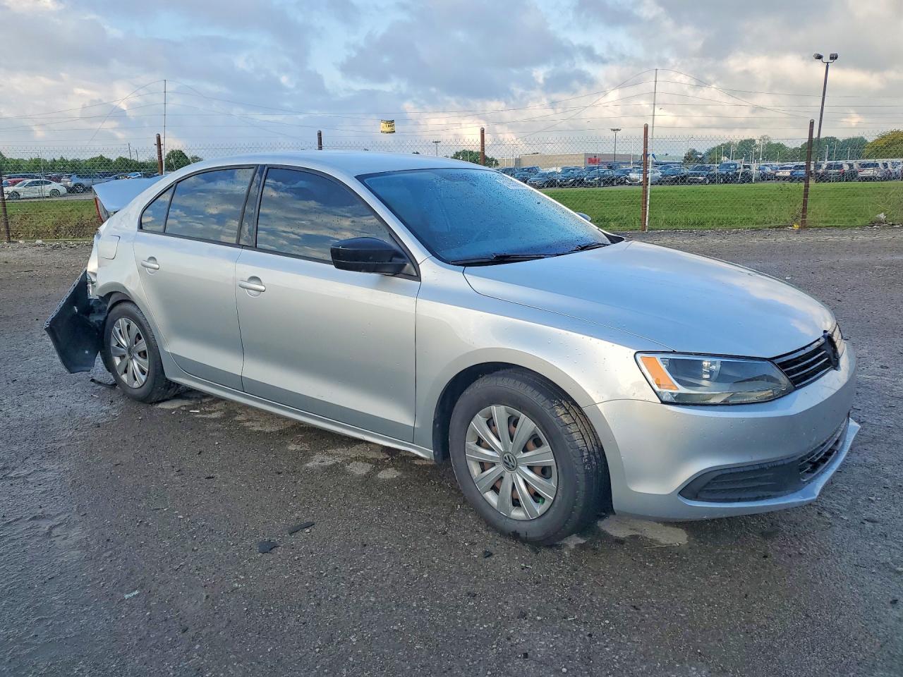 Volkswagen Jetta Base