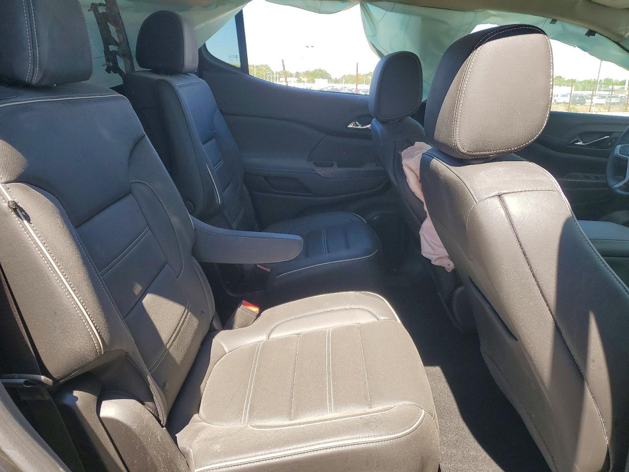 GMC Acadia Denali