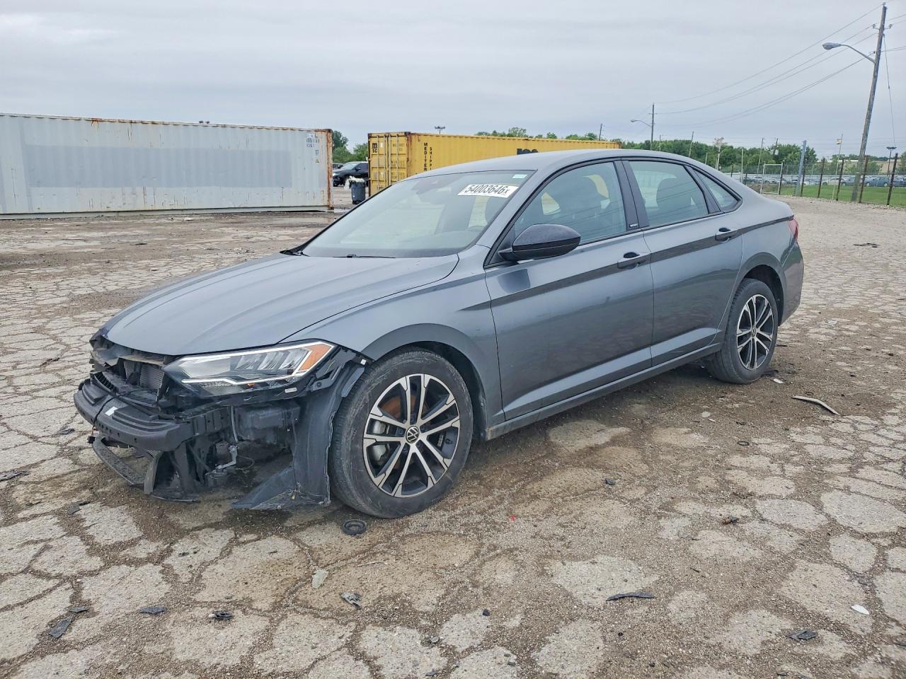 Salvage Volkswagen Jetta Image