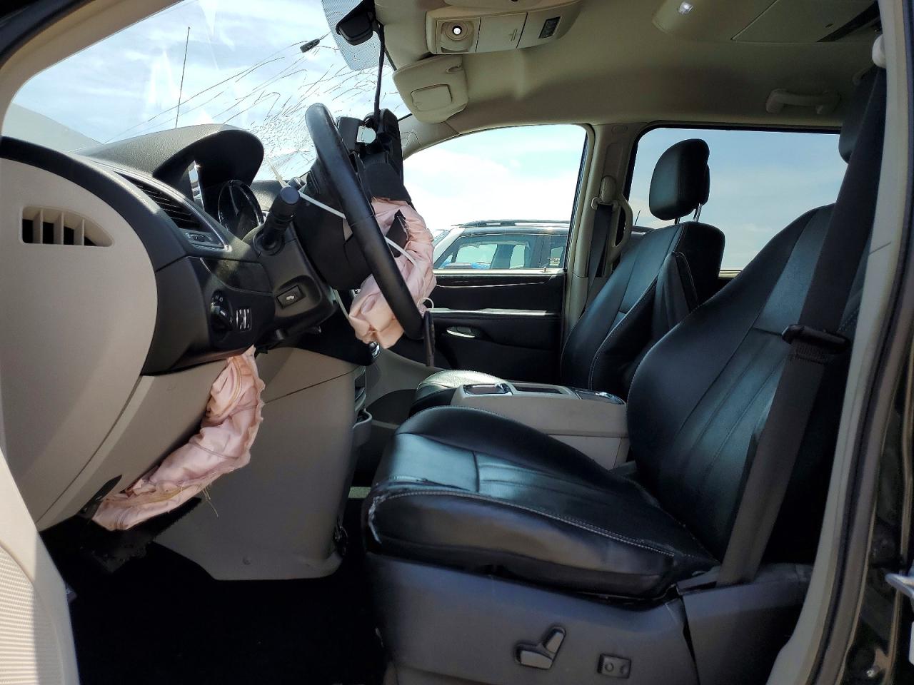 Chrysler Minivan Touring L