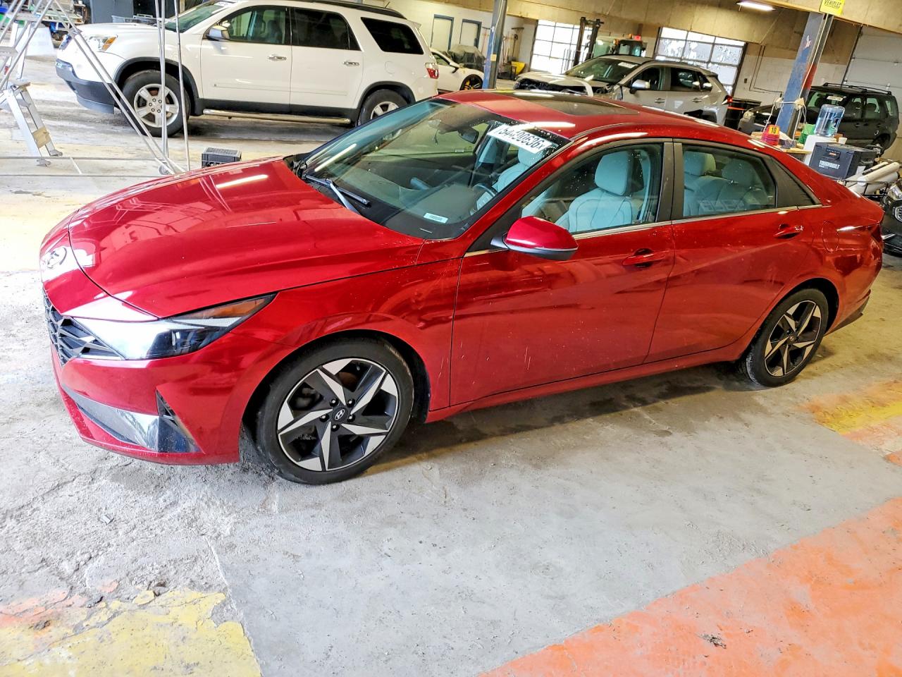 Salvage Hyundai ELANTRA Image