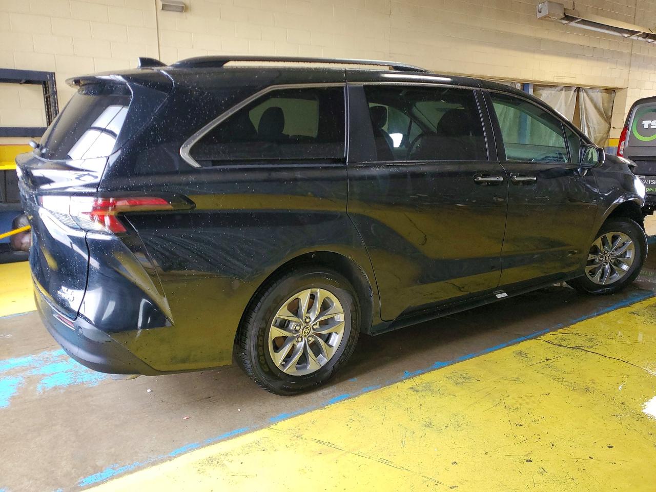 Toyota Sienna Xle