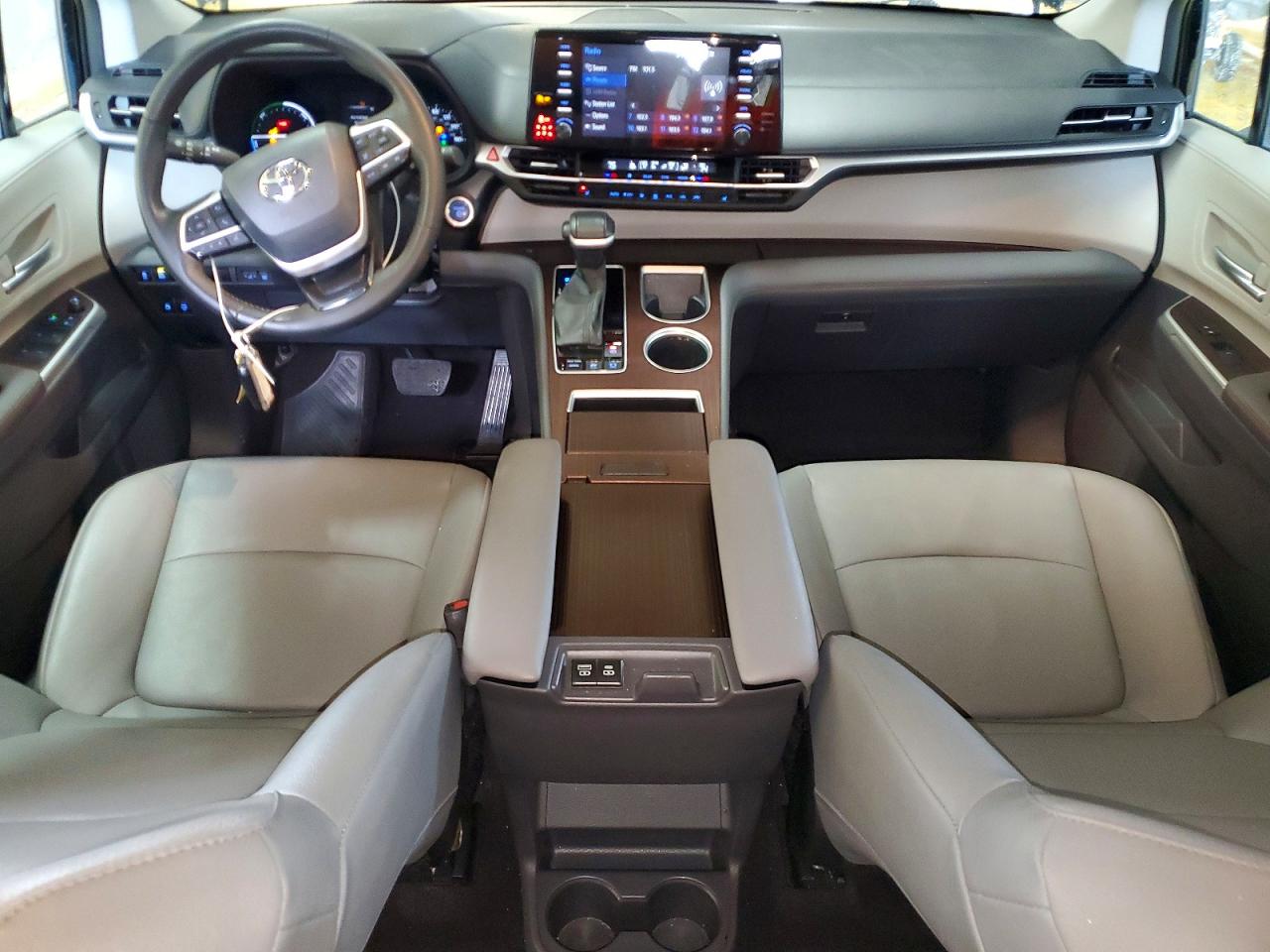 Toyota Sienna Xle