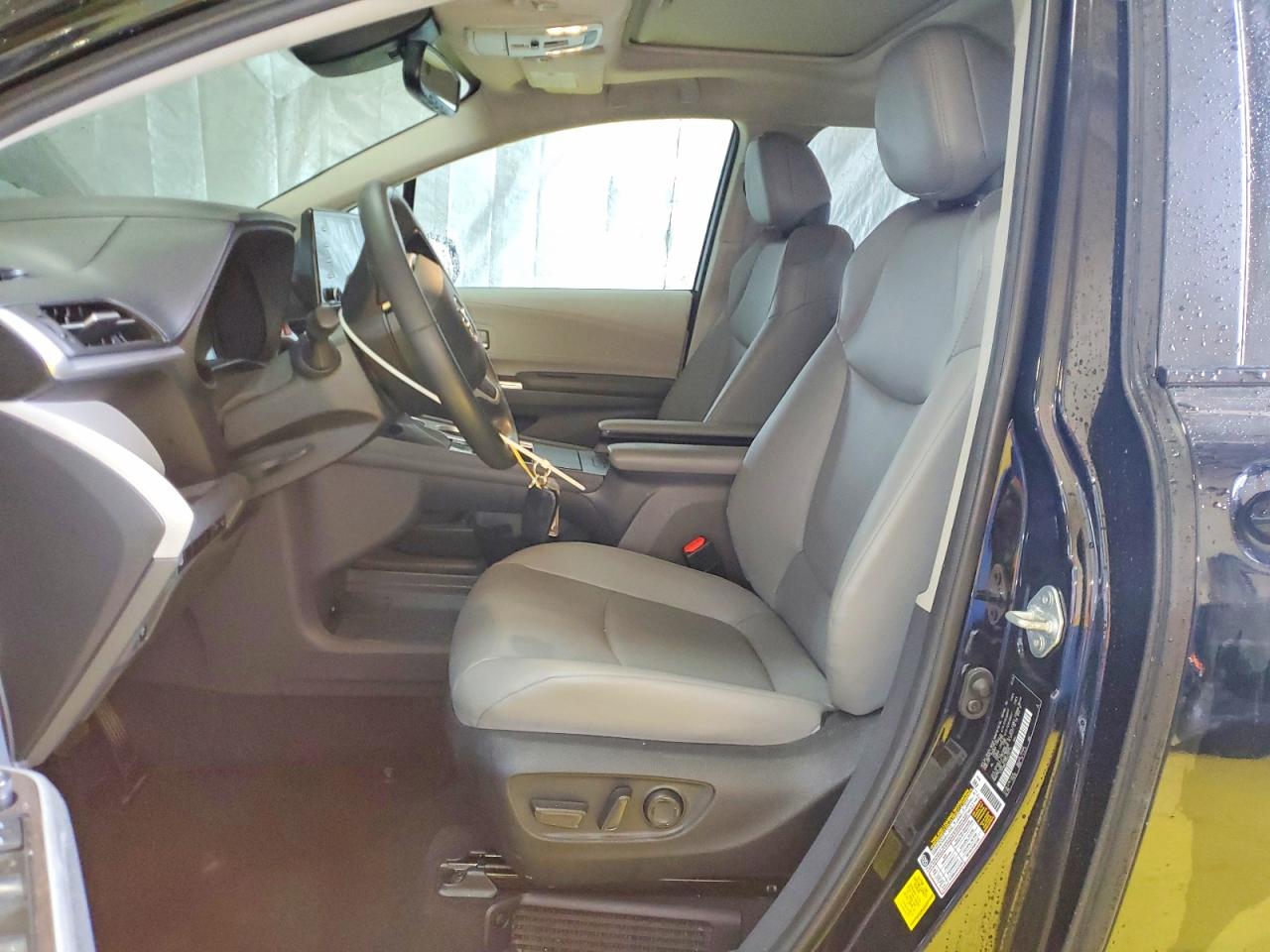 Toyota Sienna Xle