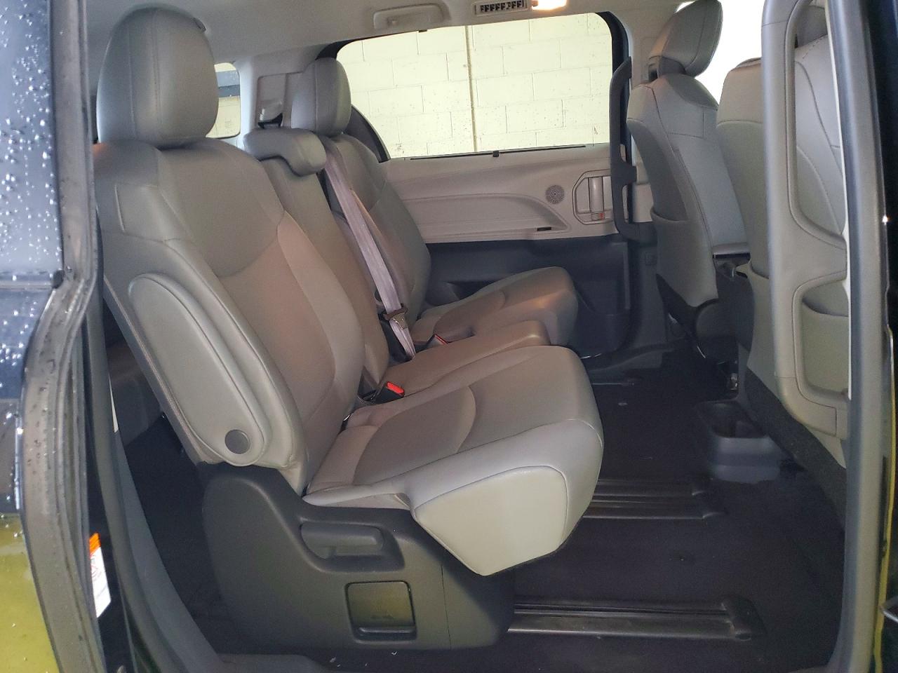 Toyota Sienna Xle