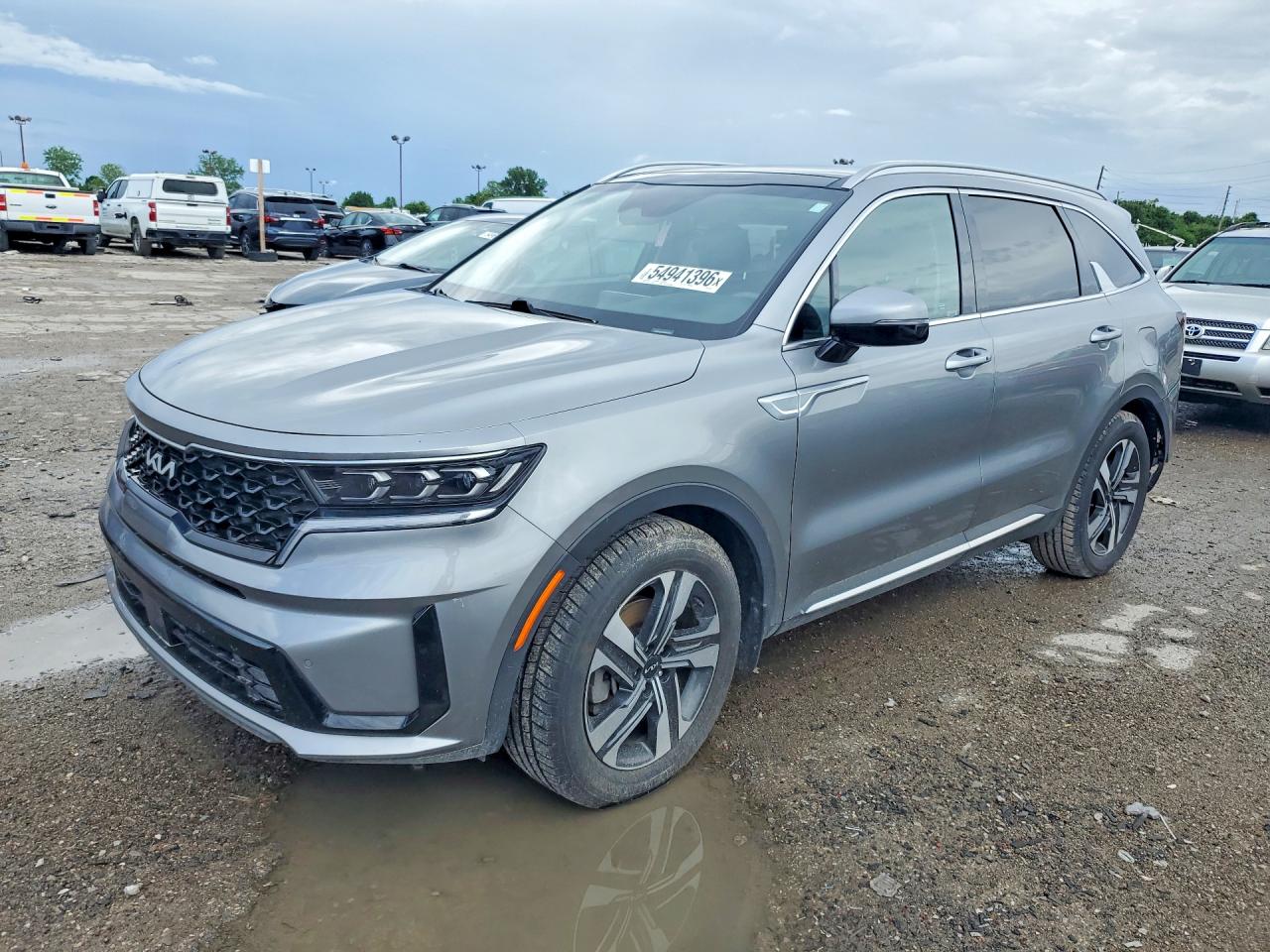 Salvage Kia Sorento Image