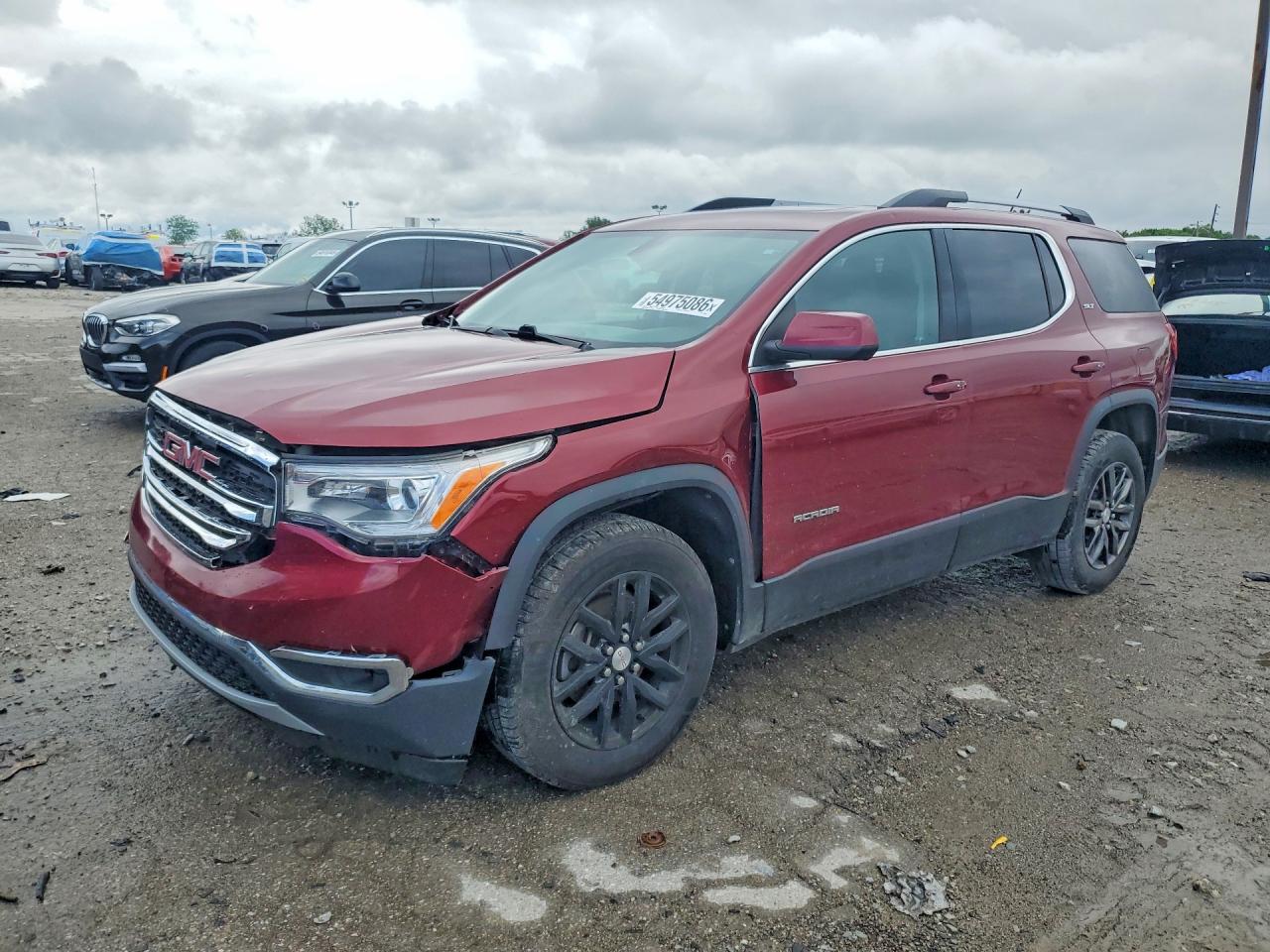 Salvage GMC Acadia Image