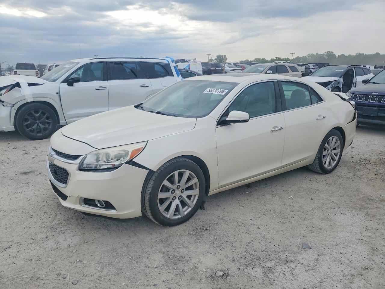 Salvage Chevrolet Malibu Image