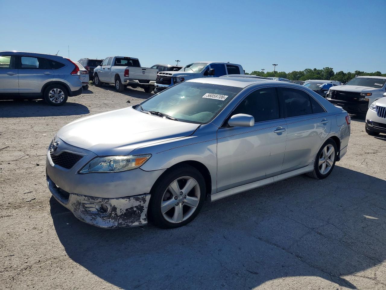 Salvage Toyota Camry Image