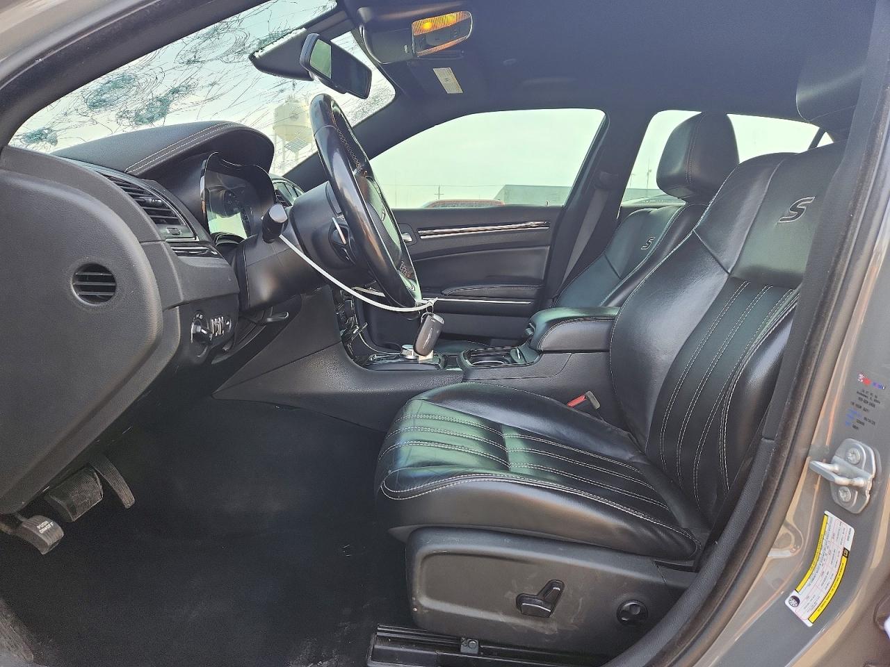 Chrysler 300 S