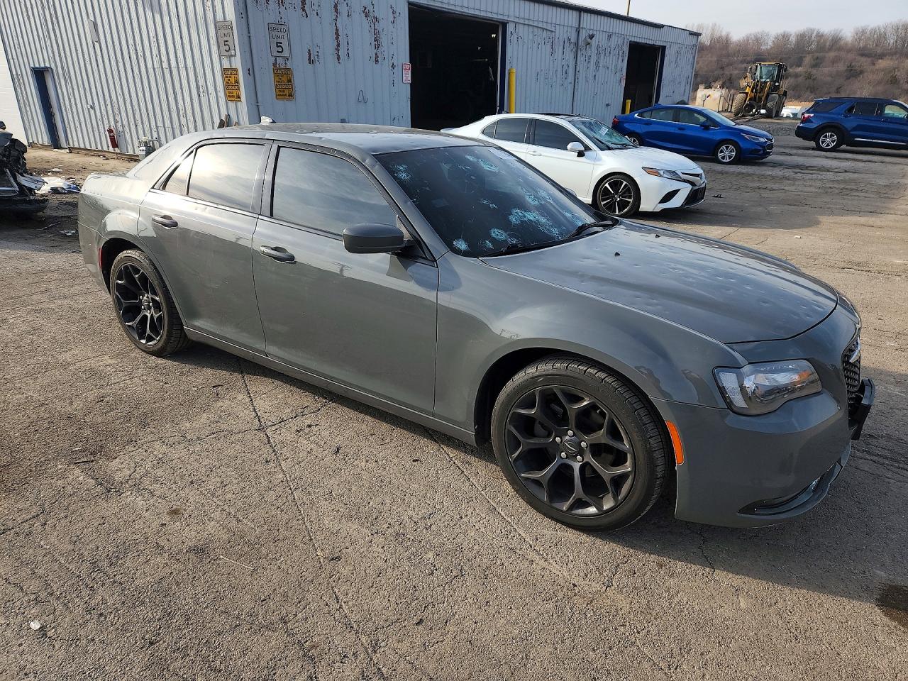 Chrysler 300 S