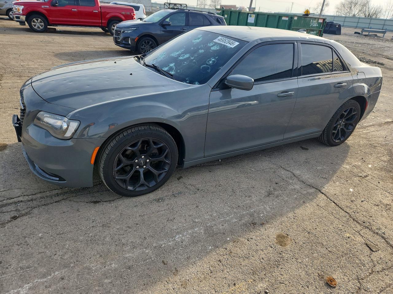 Salvage Chrysler 300 Image