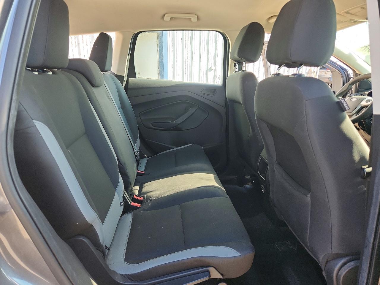 Ford Escape S