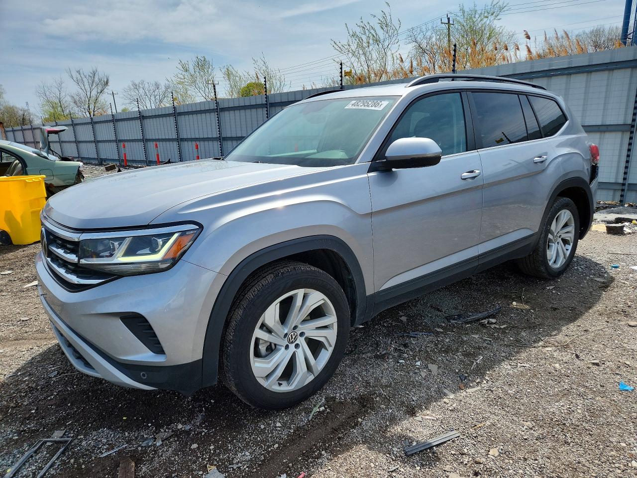 Salvage Volkswagen Atlas Image