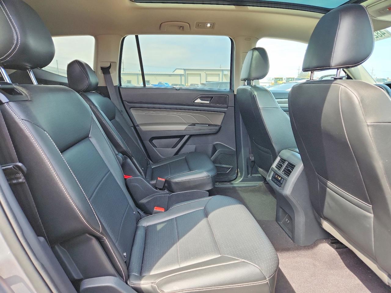 Volkswagen Atlas Se