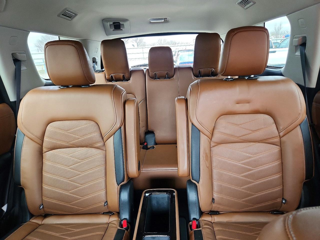 Nissan Pathfinder Platinum