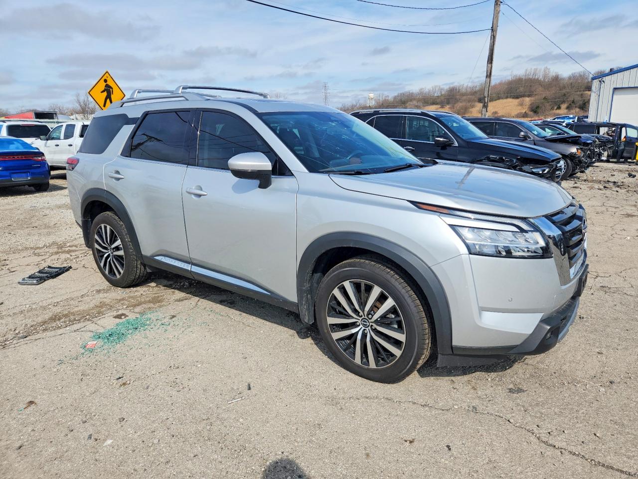 Nissan Pathfinder Platinum