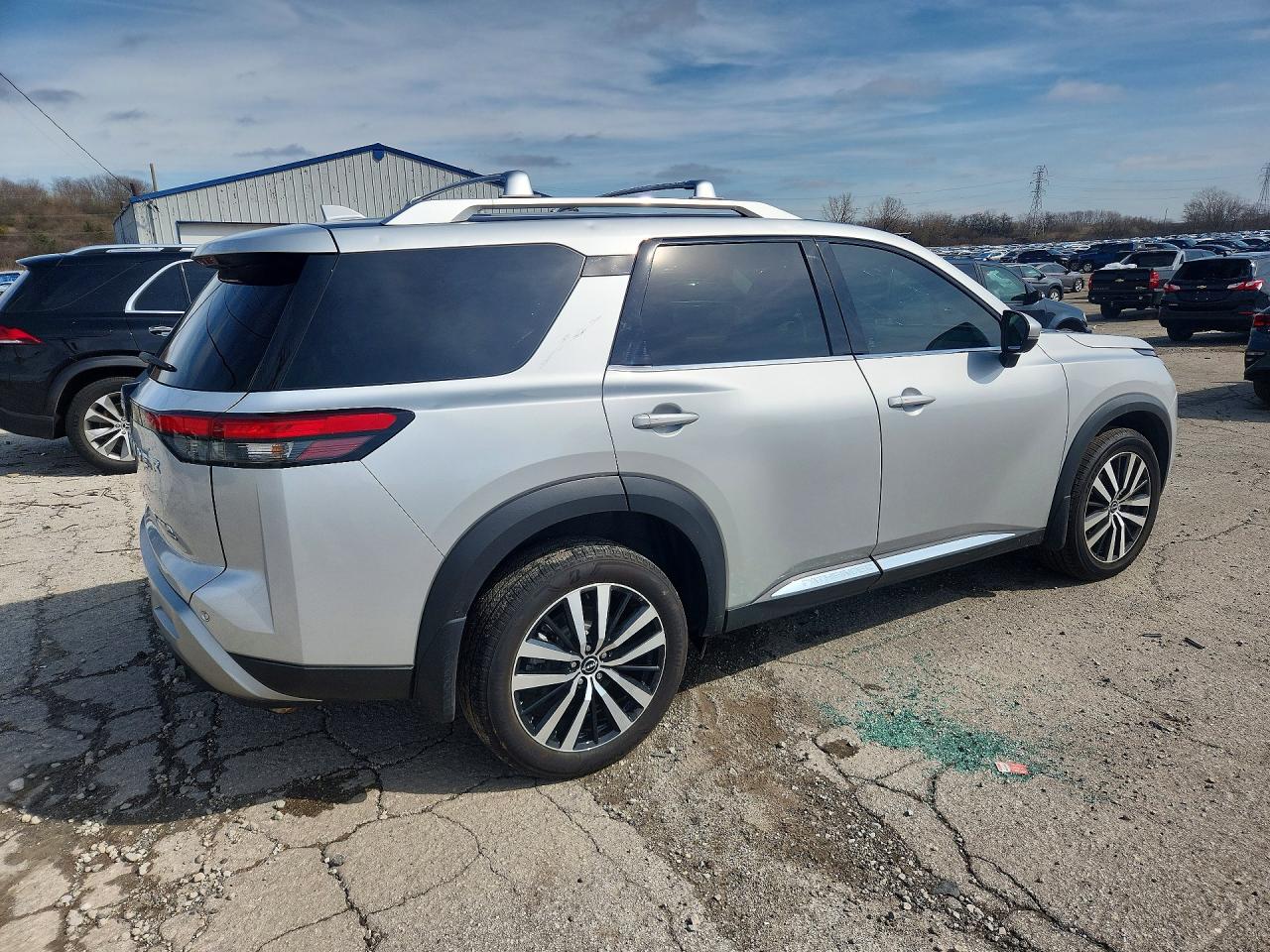 Nissan Pathfinder Platinum