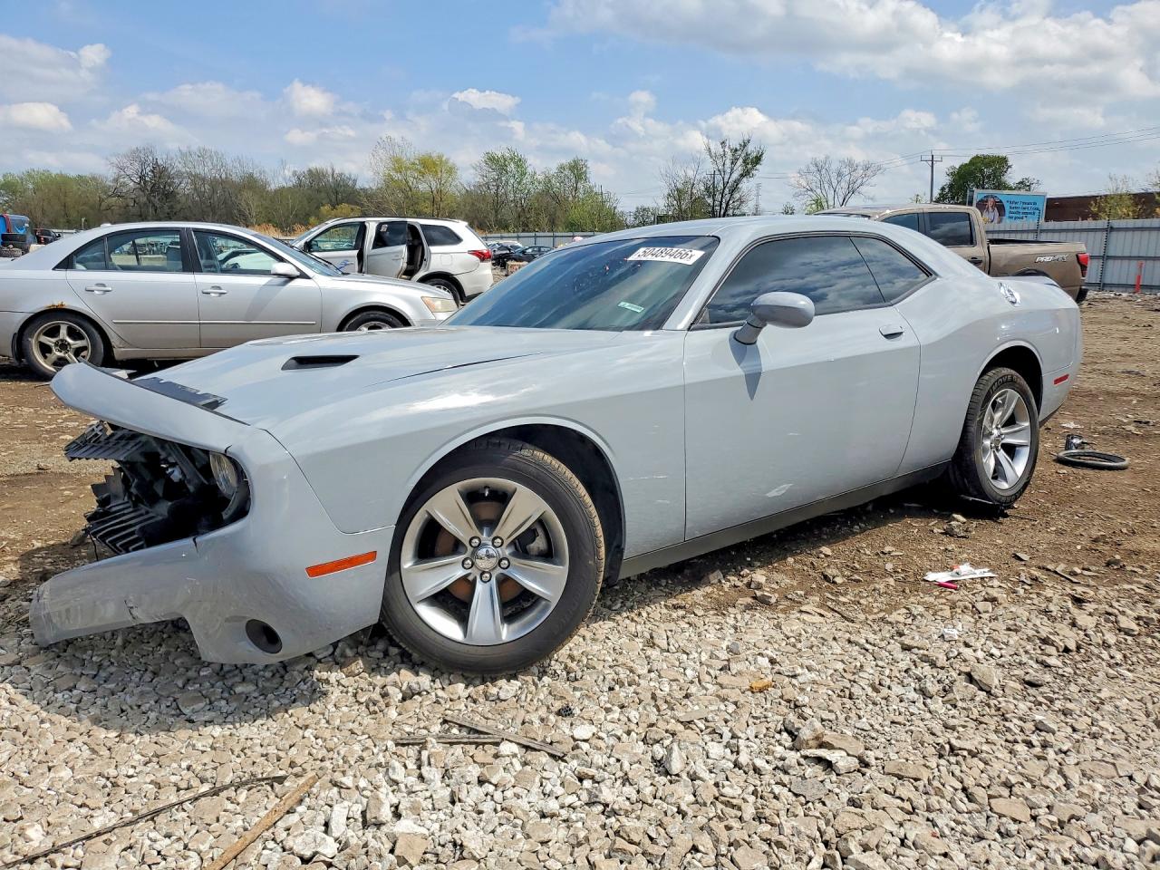 Salvage Dodge Challenger Image