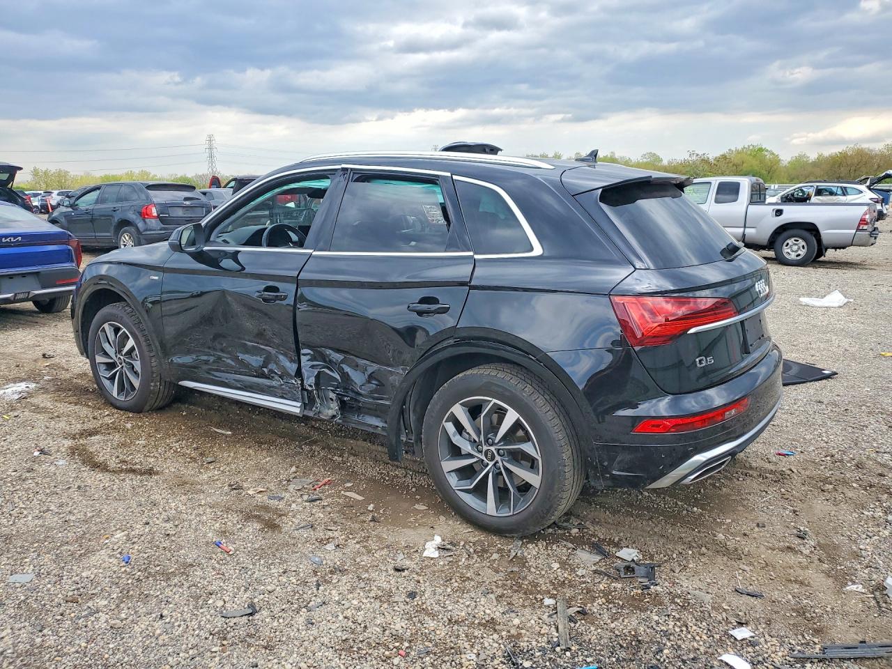 Audi Q5 Premium Plus 45
