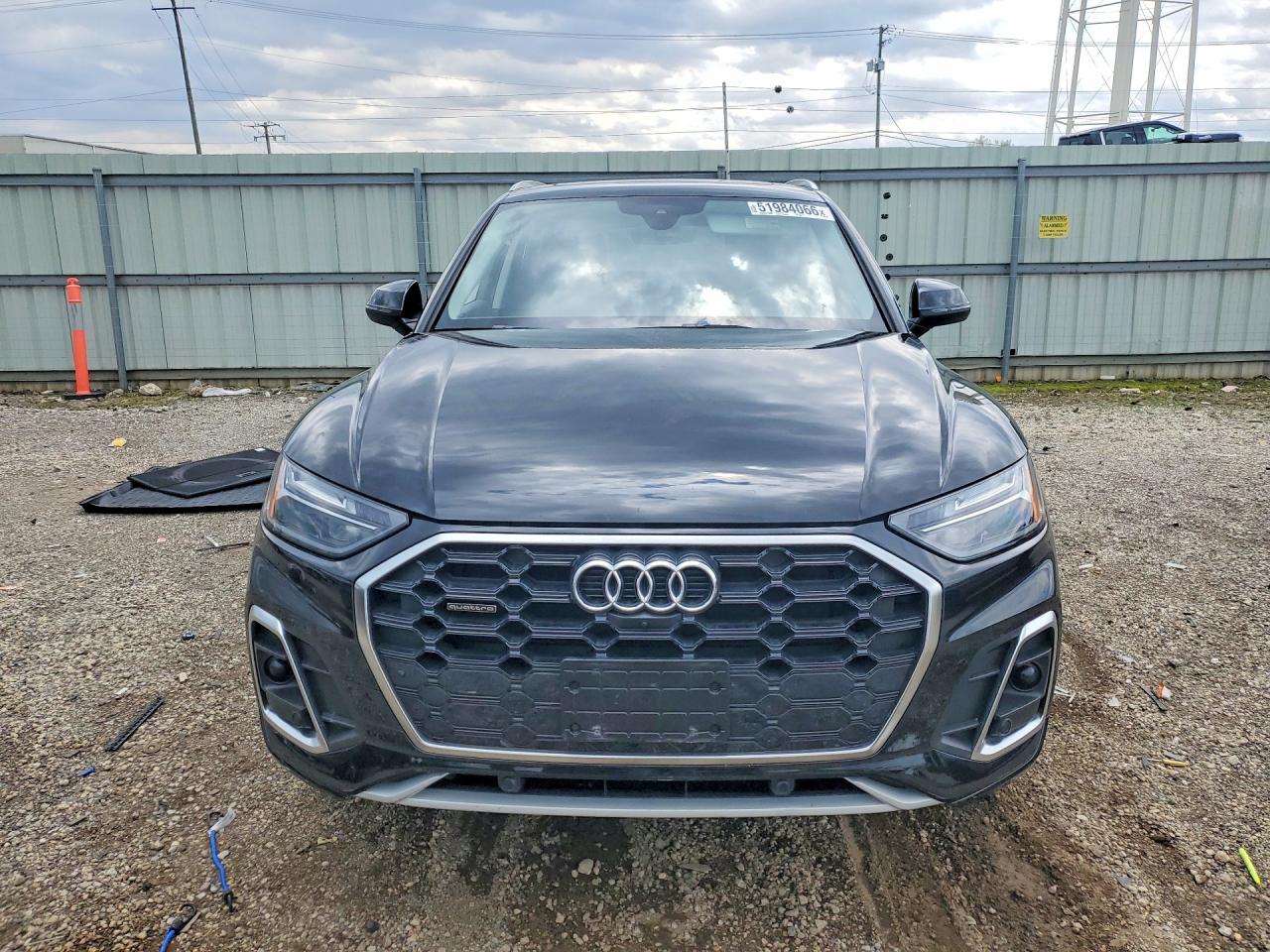 Audi Q5 Premium Plus 45
