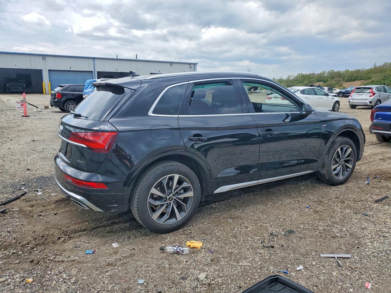 Audi Q5 Premium Plus 45