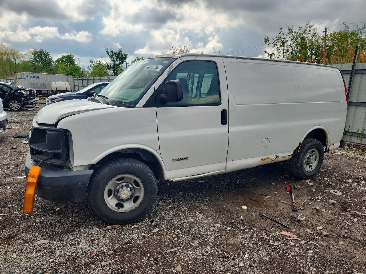 Salvage Chevrolet Express Image