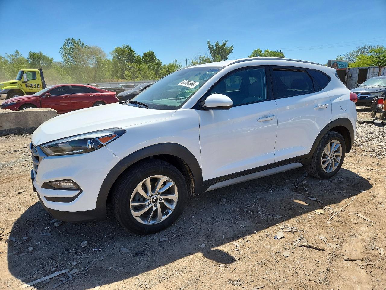 Salvage Hyundai TUCSON Image