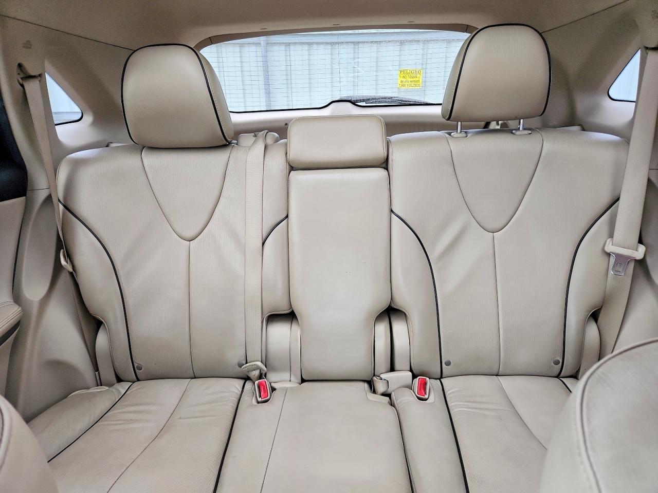 Toyota Venza Awd V6