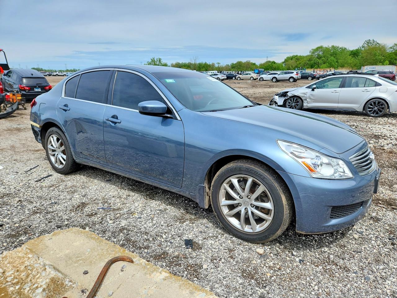 INFINITI G37